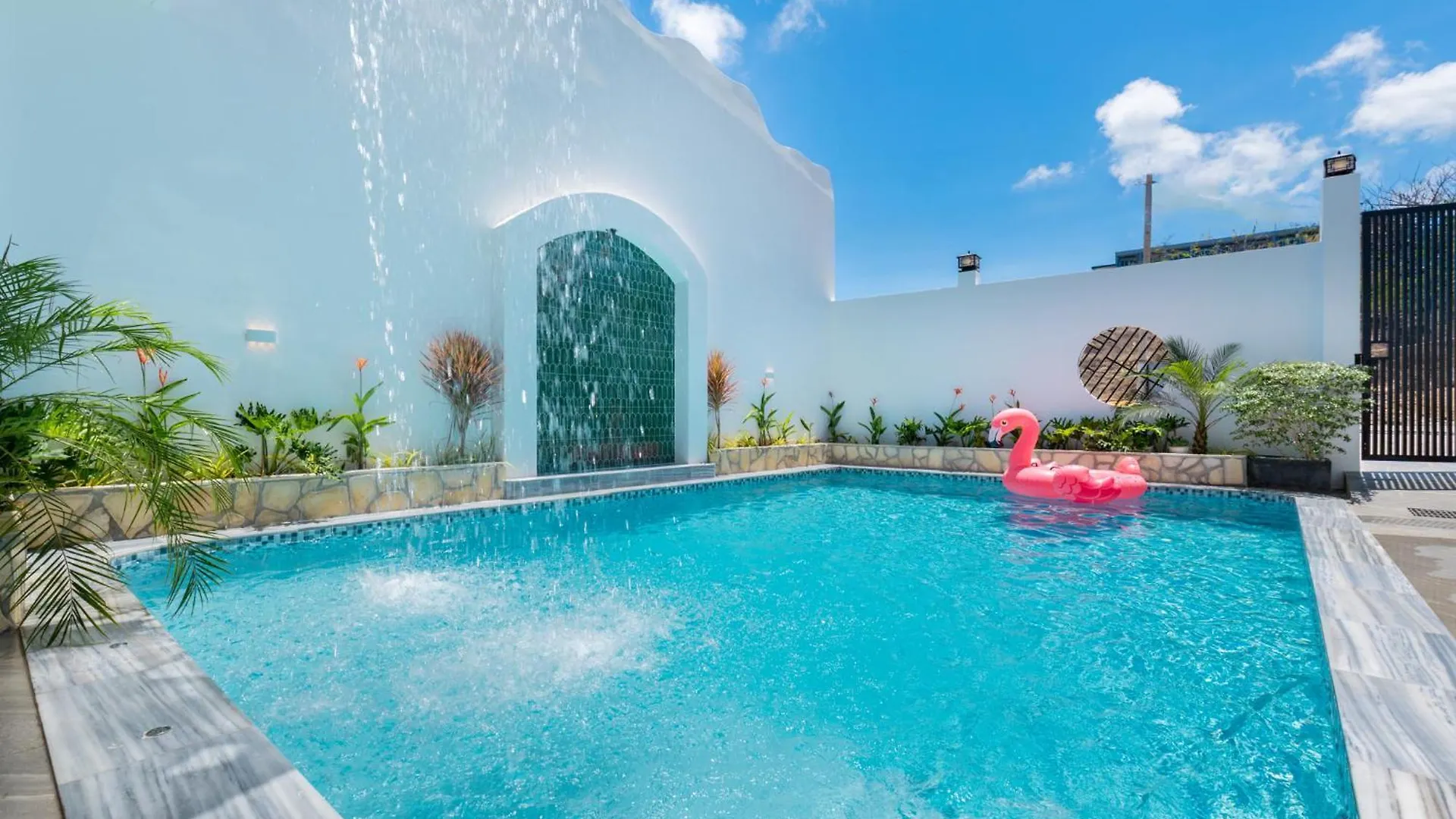 Villa 5 Phong Ngu,Ho Boi 45M2 Cach Bien 150M Vung Tau