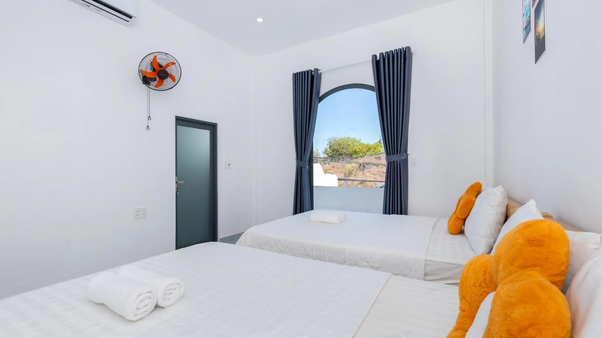 Villa 5 Phong Ngu,Ho Boi 45M2 Cach Bien 150M Vung Tau 0*,